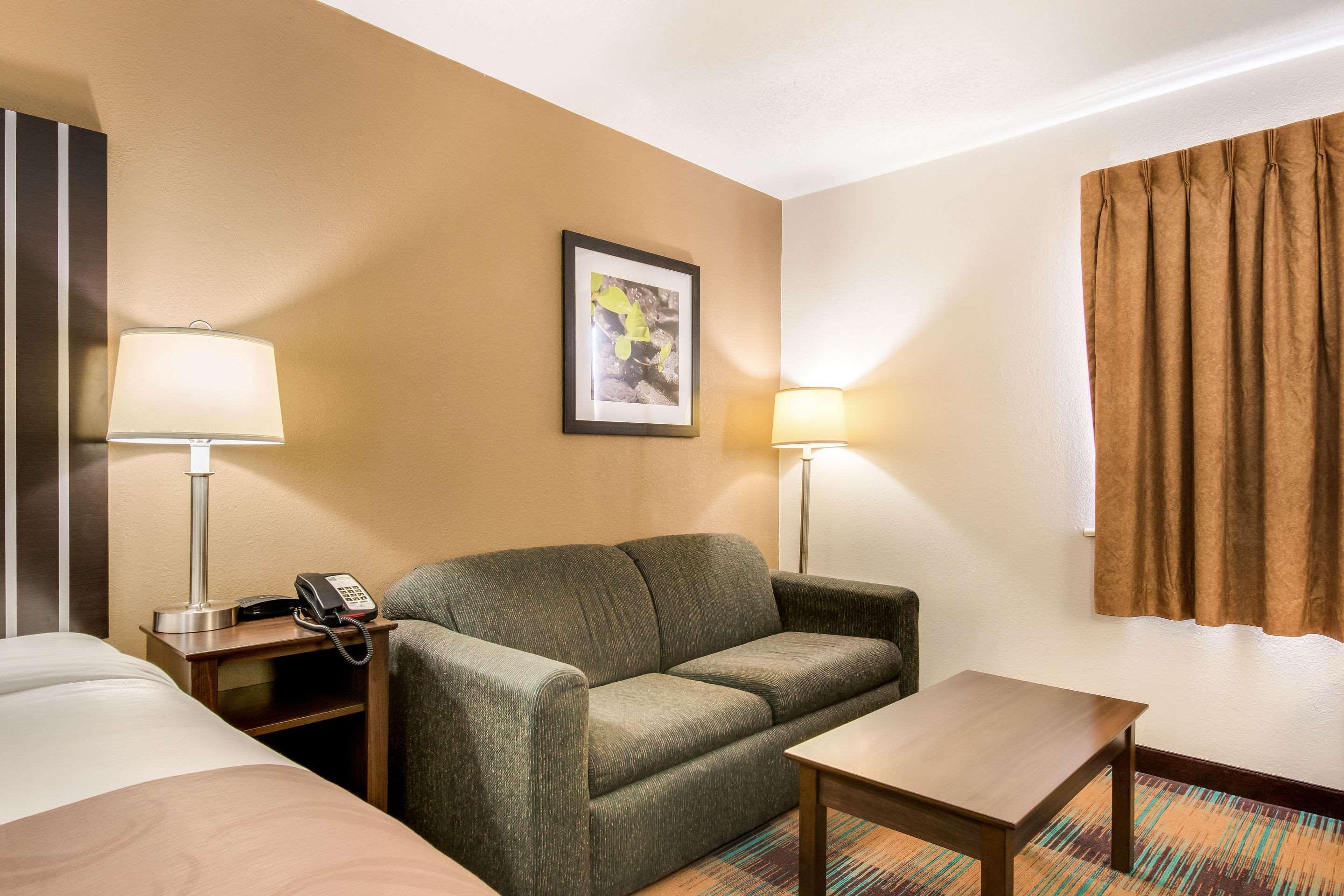 Quality Inn Блумсберг Экстерьер фото