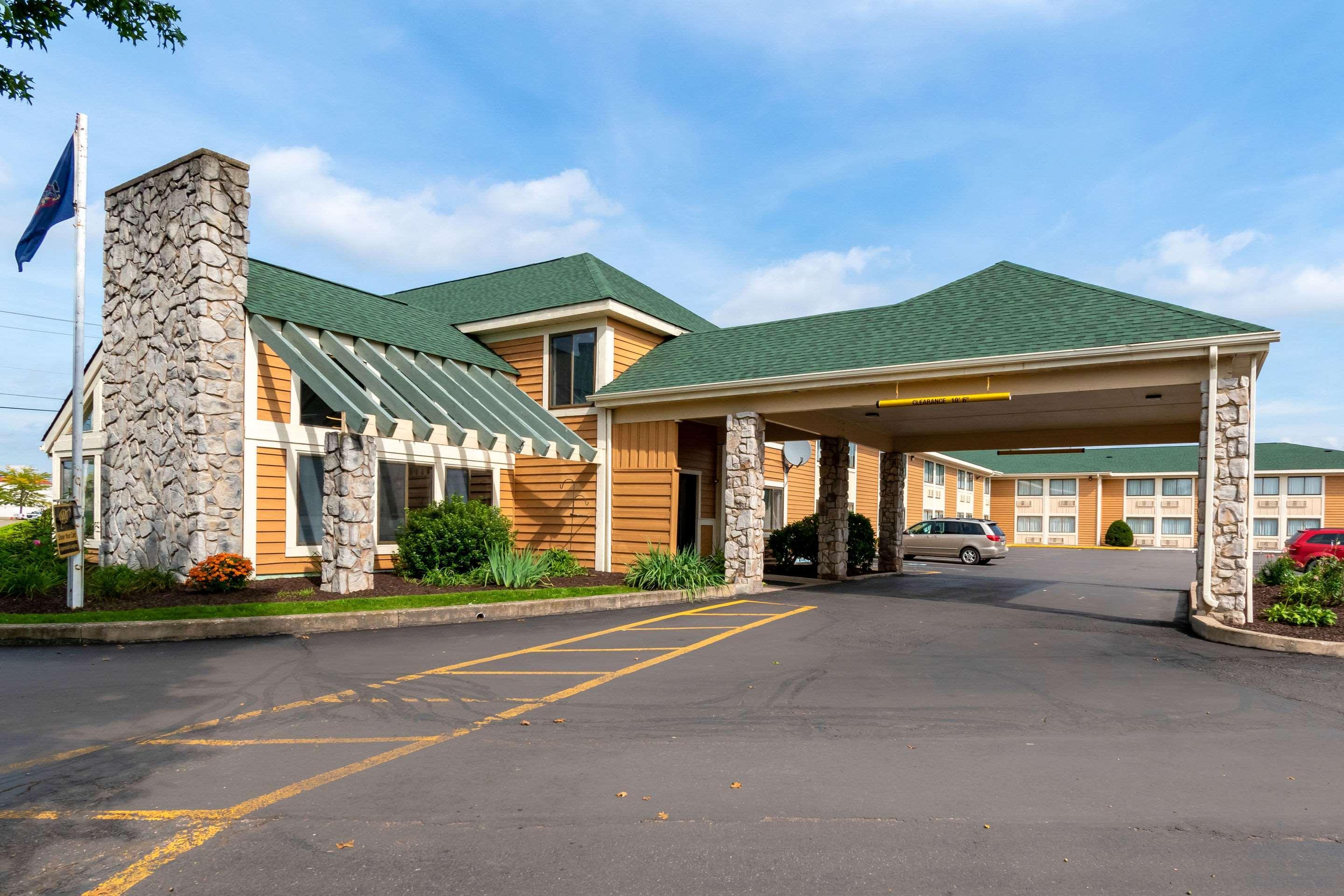 Quality Inn Блумсберг Экстерьер фото