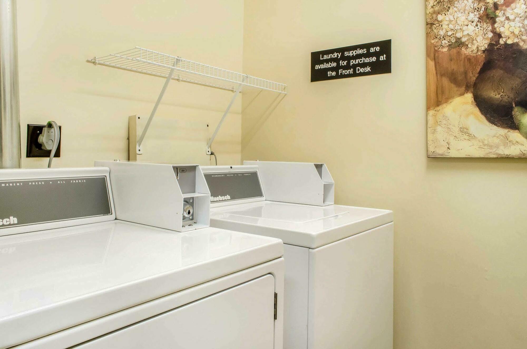 Quality Inn Блумсберг Экстерьер фото